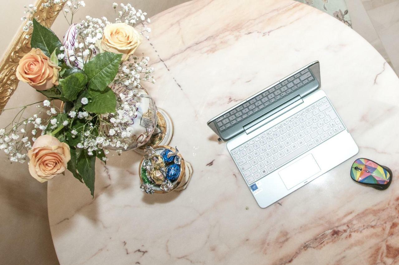 Fiore D'Arancio Luxury City Center Apartment ヴェローナ エクステリア 写真