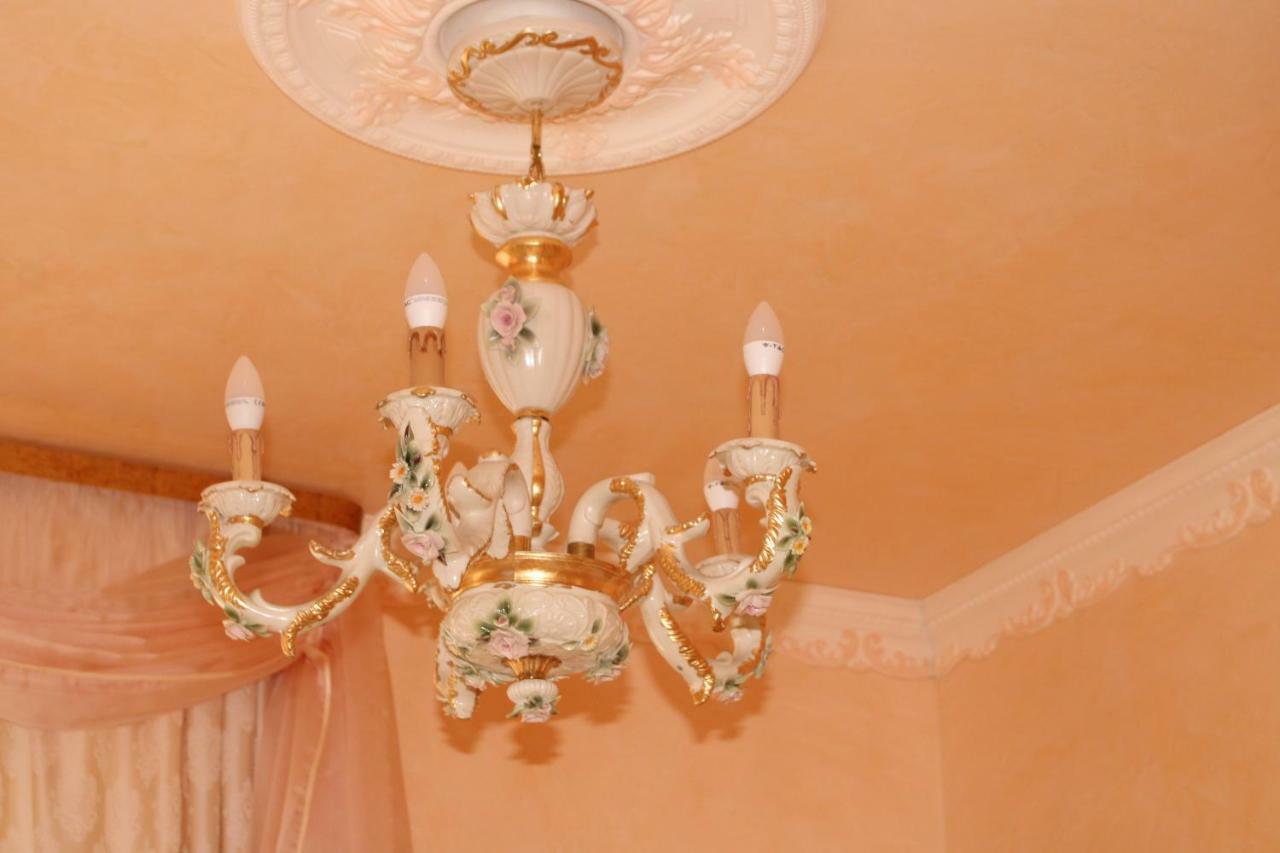 Fiore D'Arancio Luxury City Center Apartment ヴェローナ エクステリア 写真