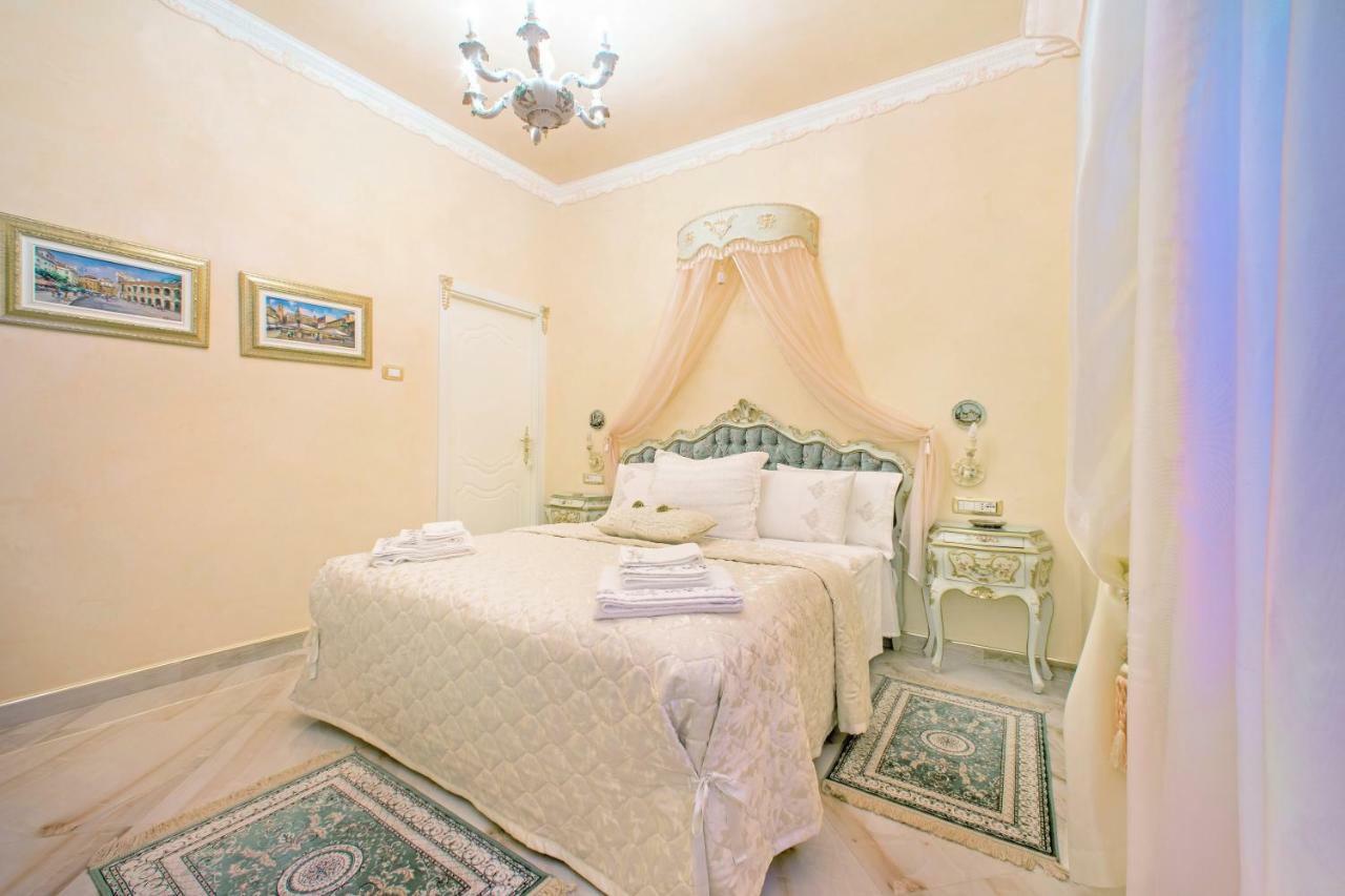 Fiore D'Arancio Luxury City Center Apartment ヴェローナ エクステリア 写真