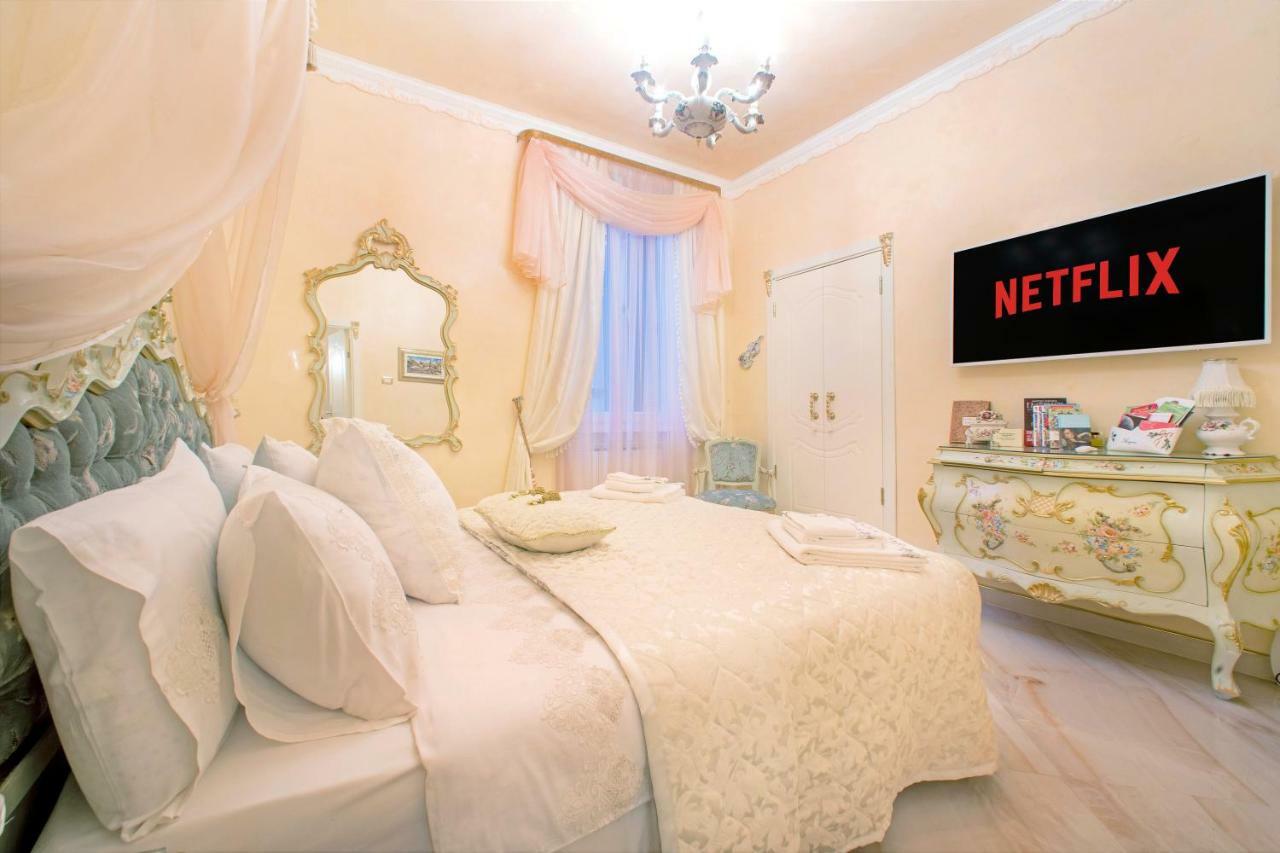 Fiore D'Arancio Luxury City Center Apartment ヴェローナ エクステリア 写真