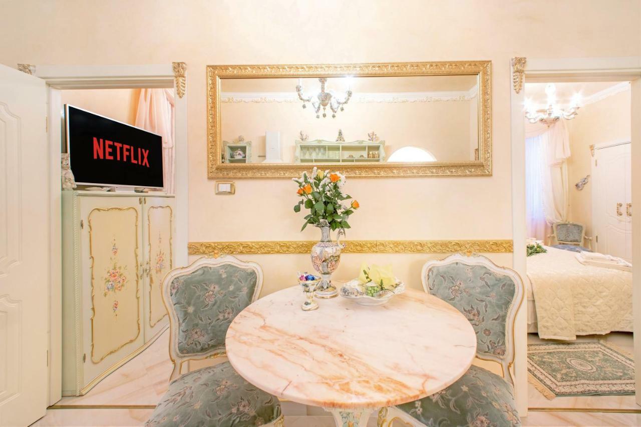 Fiore D'Arancio Luxury City Center Apartment ヴェローナ エクステリア 写真