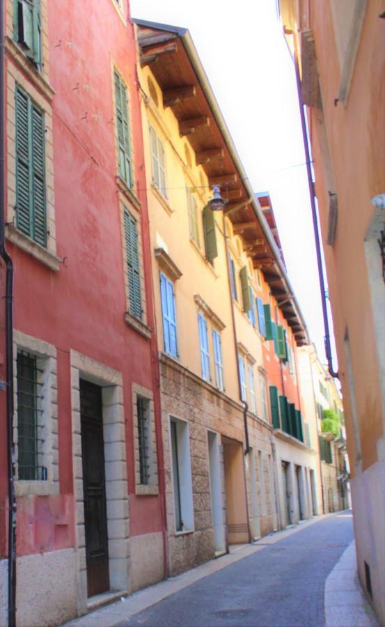Fiore D'Arancio Luxury City Center Apartment ヴェローナ エクステリア 写真