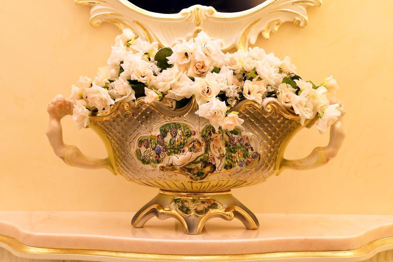 Fiore D'Arancio Luxury City Center Apartment ヴェローナ エクステリア 写真
